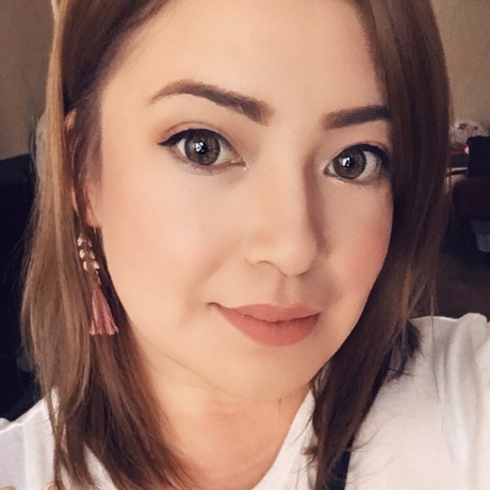 Meet your Posher, Victoria